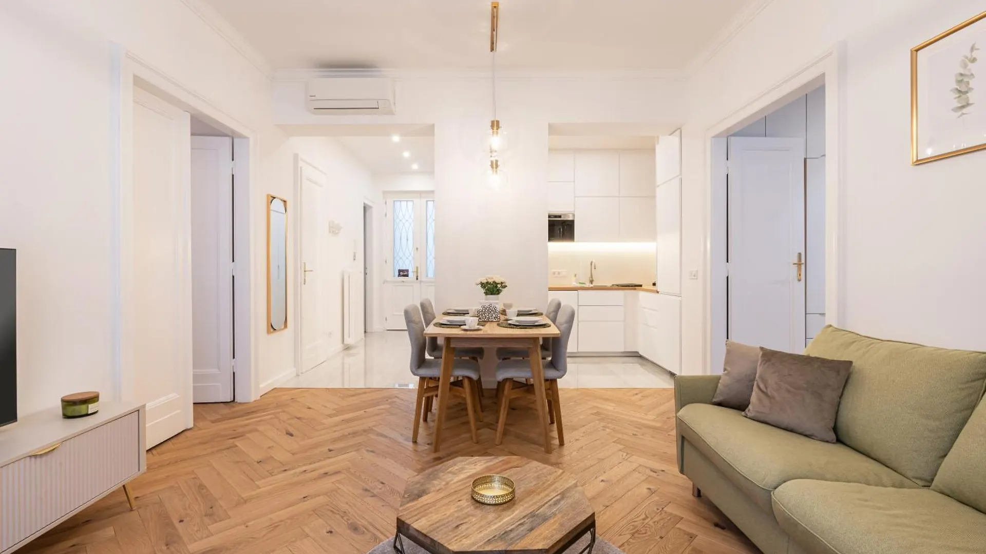 Ambient Aura Apartment location