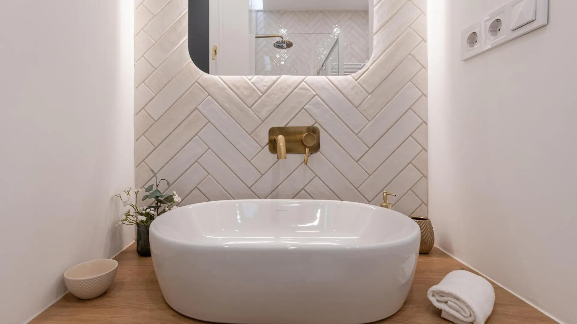 Ambient Aura Apartment Budapeste 0*,